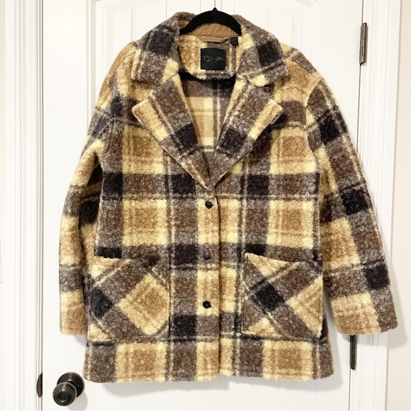 RD Style Toffee Alicia Boucle Coat Size Medium - Picture 3 of 13